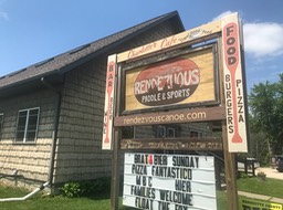 10. Rendezvous for Lunch