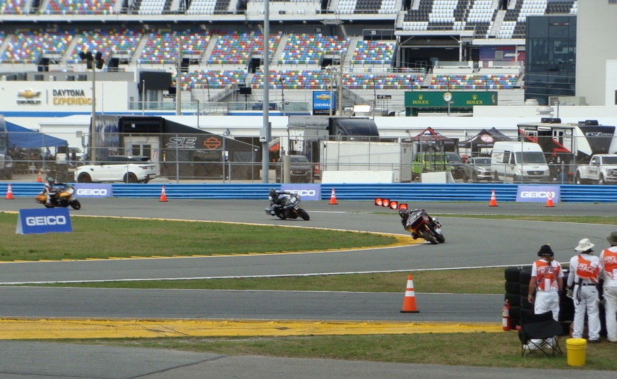 16. Baggers