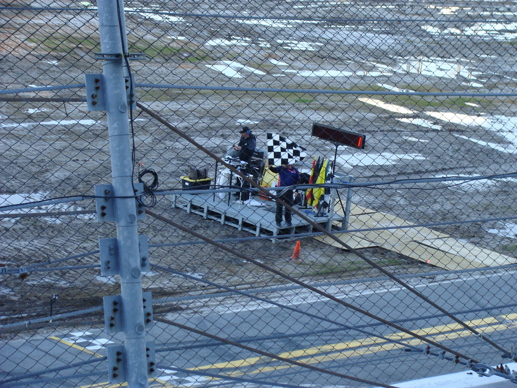 52. 200 Checkered Flag