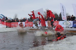 9. Team Plunge