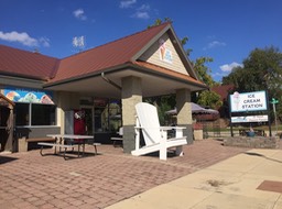 ice-cream-station